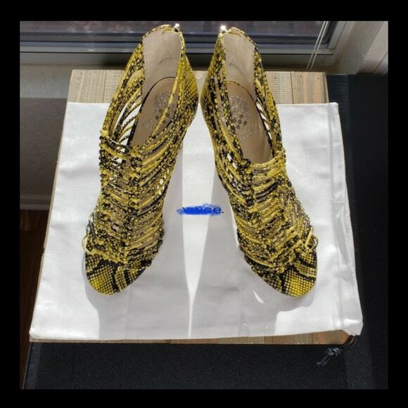 Vince Camuto Alsandra Strappy Cage Sandal size 9M - Picture 2 of 9